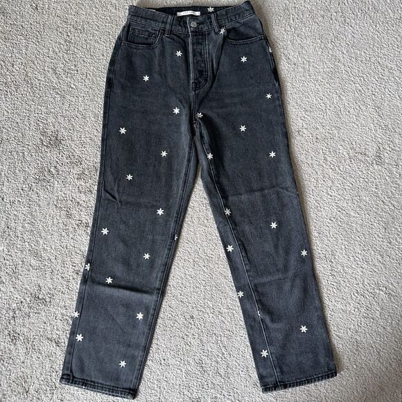 PacSun Women’s High Rise Straight Raining Daisy Jeans! - Picture 1 of 13
